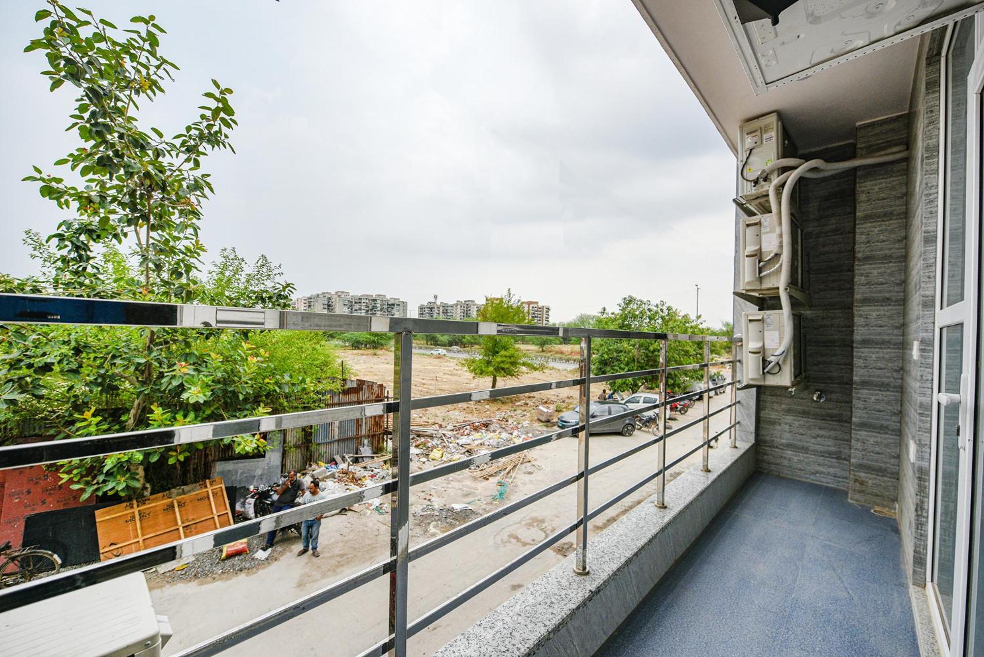 Fabhotel Sparkling - Nr Yashobhoomi Convention Centre Delhi  Exteriör bild