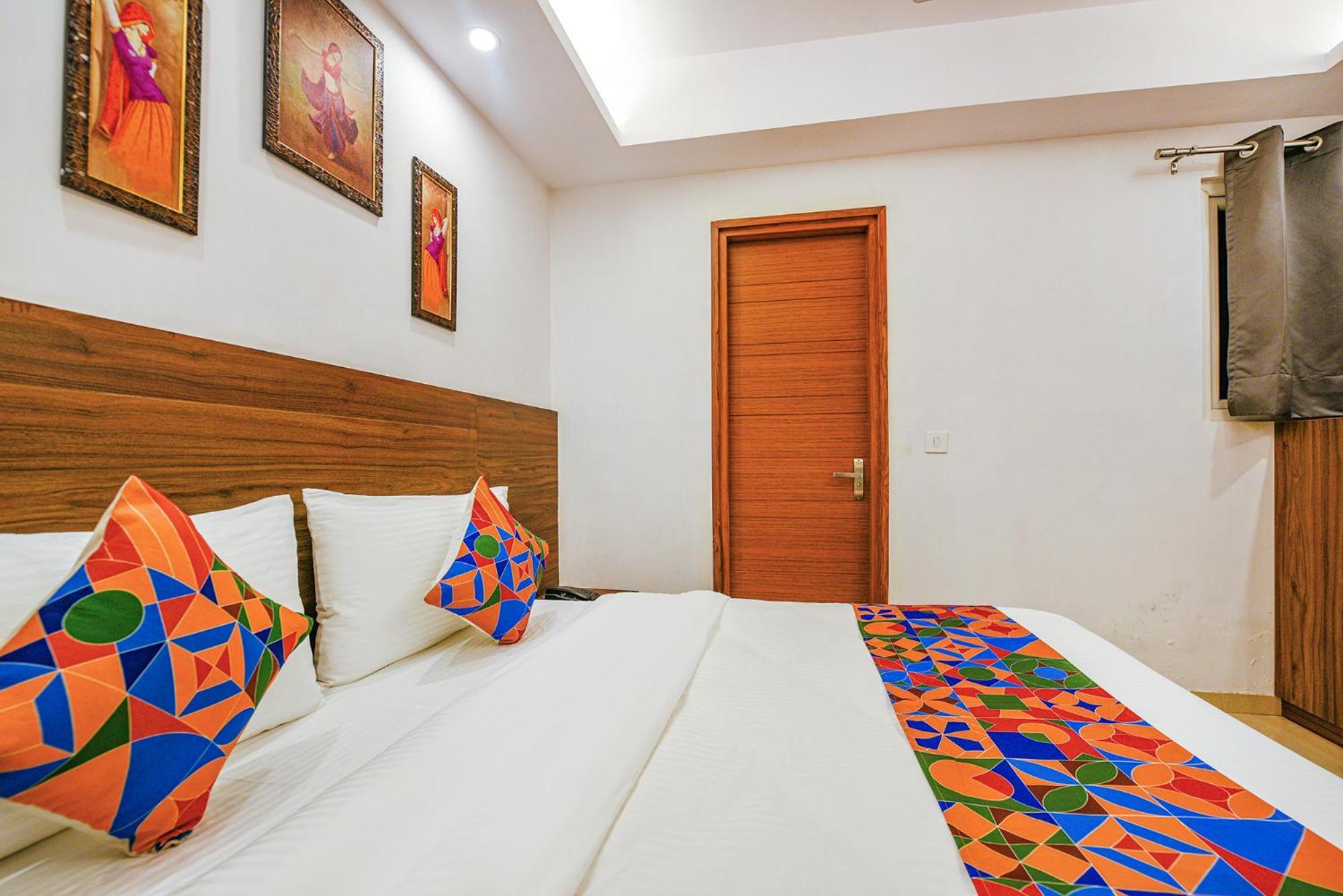 Fabhotel Sparkling - Nr Yashobhoomi Convention Centre Delhi  Exteriör bild