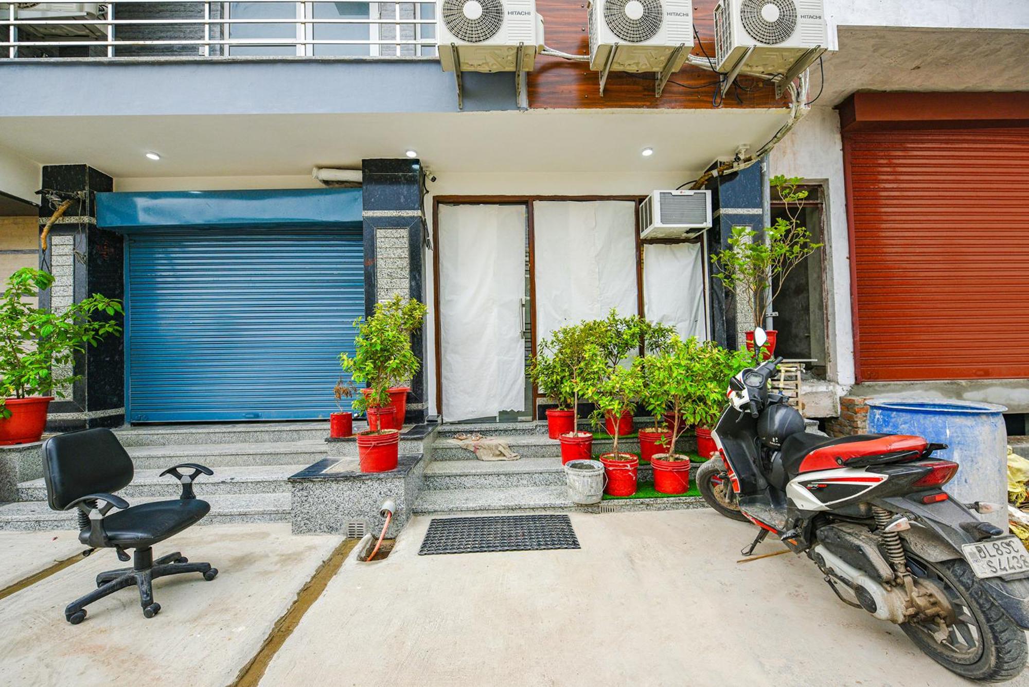 Fabhotel Sparkling - Nr Yashobhoomi Convention Centre Delhi  Exteriör bild